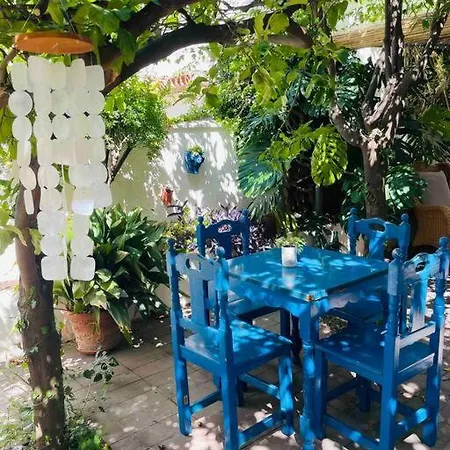 Сasa de vacaciones Charming 4 Bedroom Village With Patio *