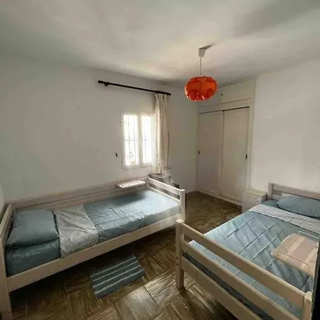 Holiday home Charming 4 Bedroom Village With Patio